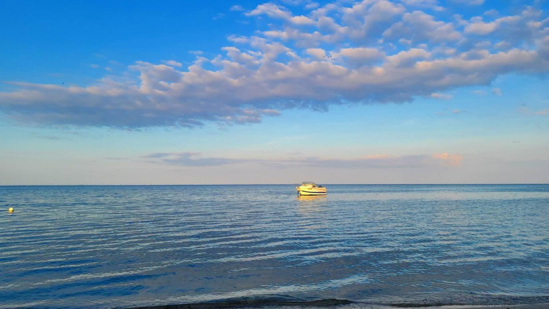 Nadmorska Osada Villa Oslonino Bagian luar foto